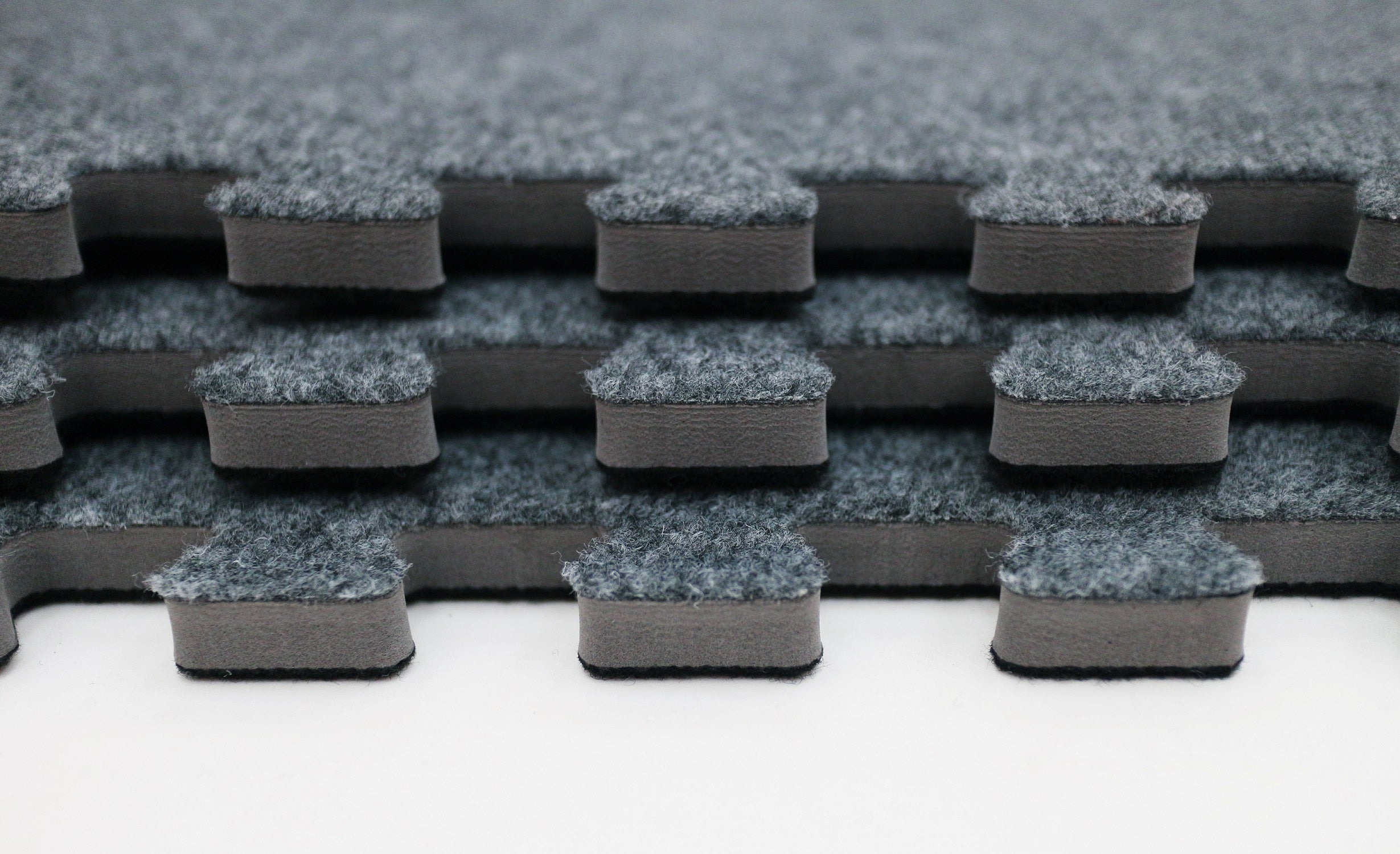 10x10 reversible carpet tiles